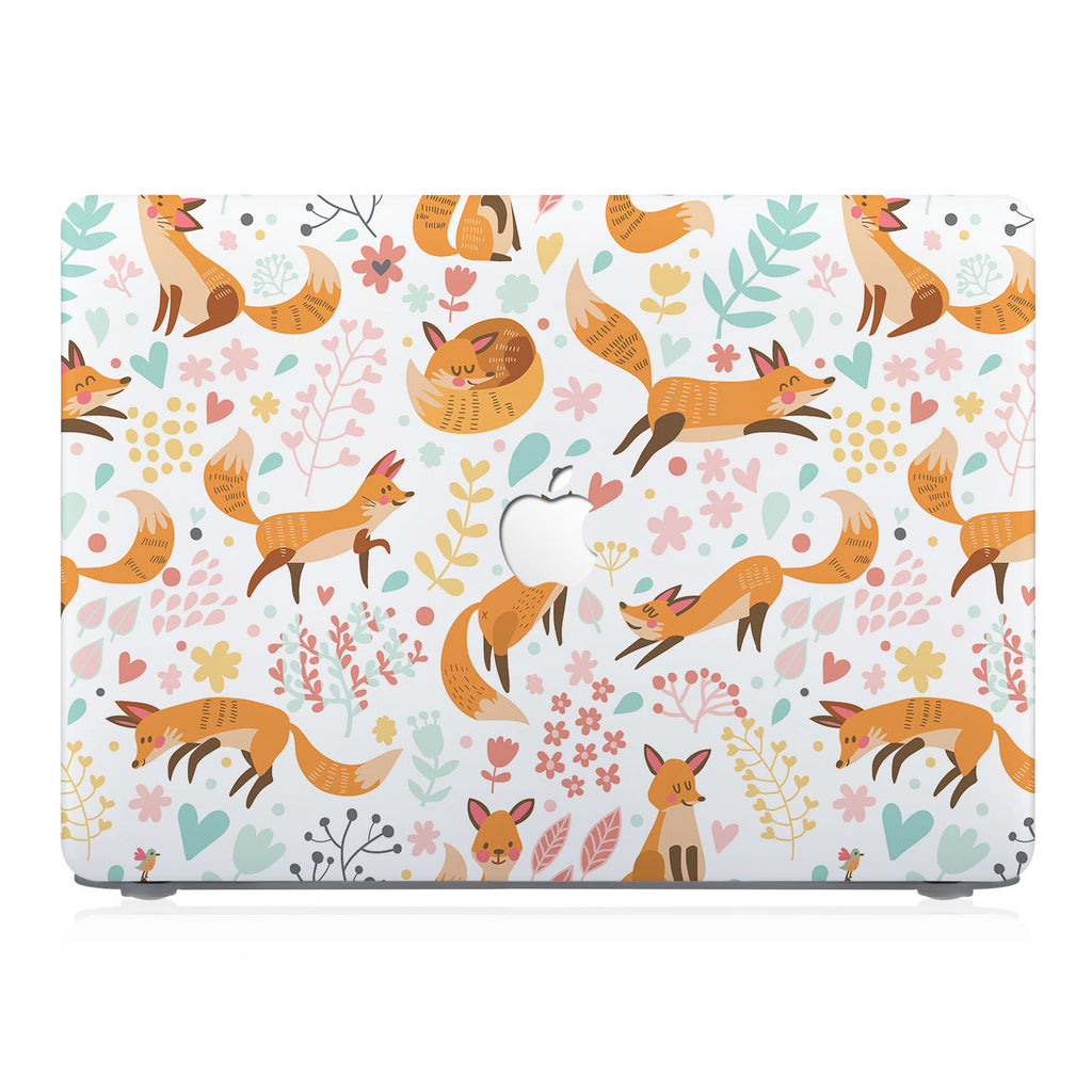 This lightweight, slim hardshell with 5 design is easy to install and fits closely to protect against scratches